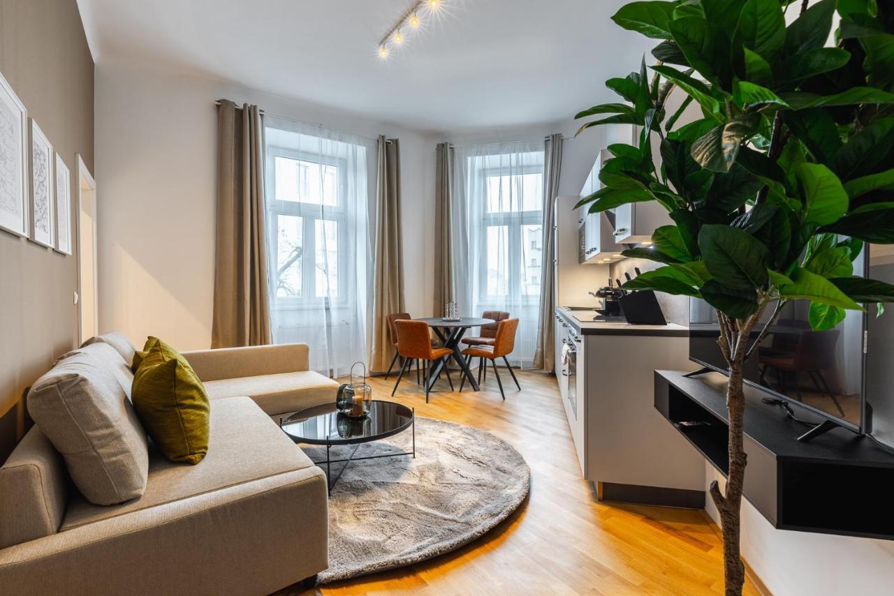Trendy Apt With - Smart Tv, Coffee Machine In Meidling Вена Экстерьер фото