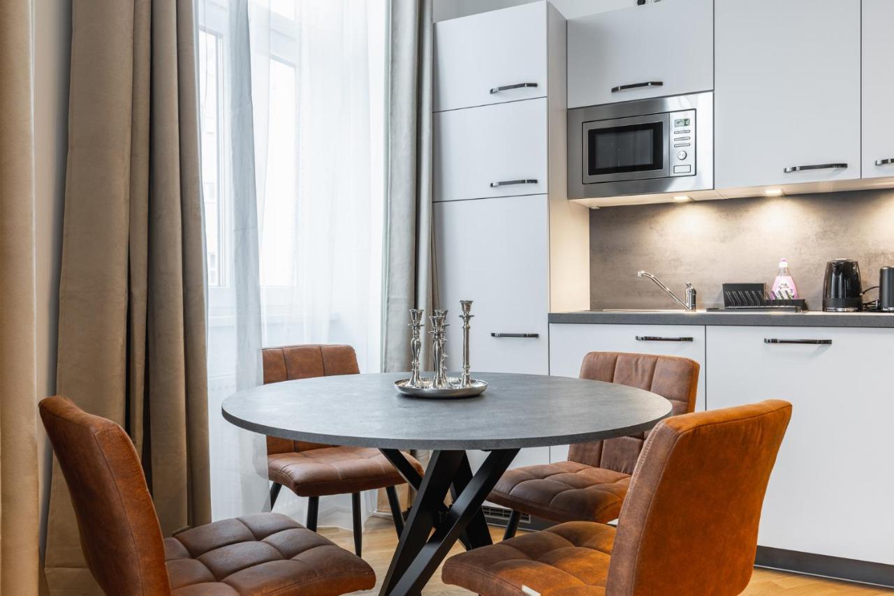 Trendy Apt With - Smart Tv, Coffee Machine In Meidling Вена Экстерьер фото