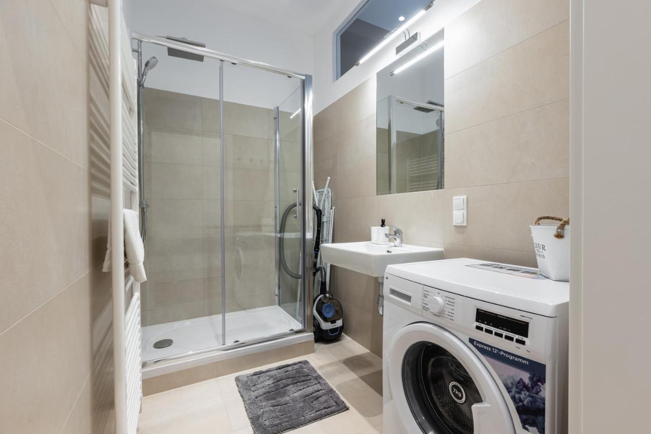 Trendy Apt With - Smart Tv, Coffee Machine In Meidling Вена Экстерьер фото