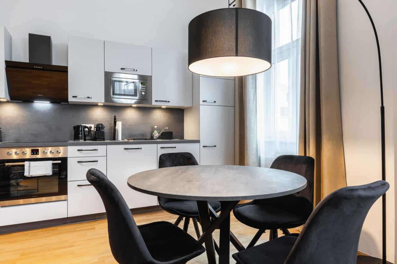 Trendy Apt With - Smart Tv, Coffee Machine In Meidling Вена Экстерьер фото