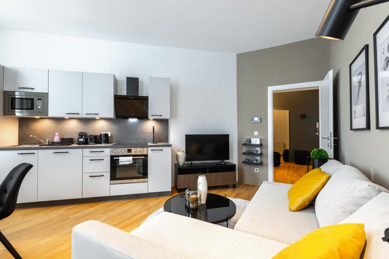 Trendy Apt With - Smart Tv, Coffee Machine In Meidling Вена Экстерьер фото