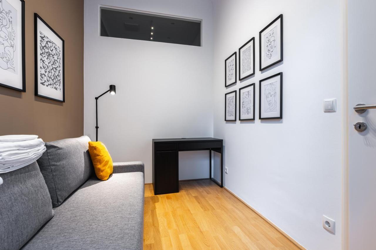 Trendy Apt With - Smart Tv, Coffee Machine In Meidling Вена Экстерьер фото