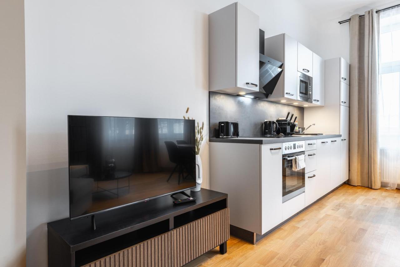 Trendy Apt With - Smart Tv, Coffee Machine In Meidling Вена Экстерьер фото